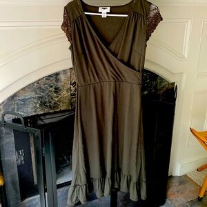 Loft green dress with crochet cap sleeves